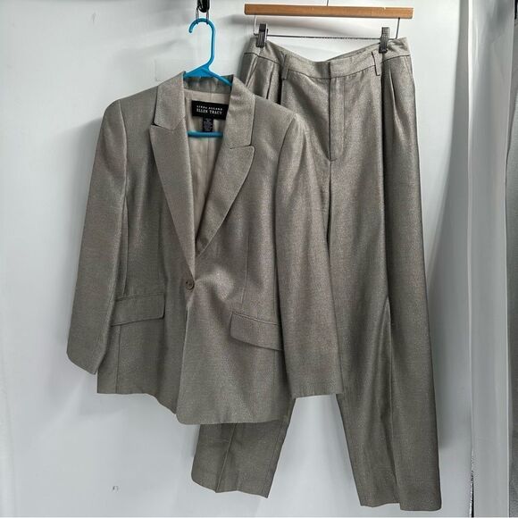 Linda Allard Ellen Tracy Size 10 Petite Pewter Metallic Shiny Blazer Pantsuit - Picture 1 of 15